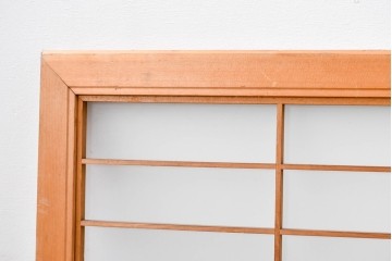 ヴィンテージ建具　昭和後期　彫刻入り　梅の枝ぶりを繊細に彫り込んだ片面ガラス入りの欄間　(R-085081)