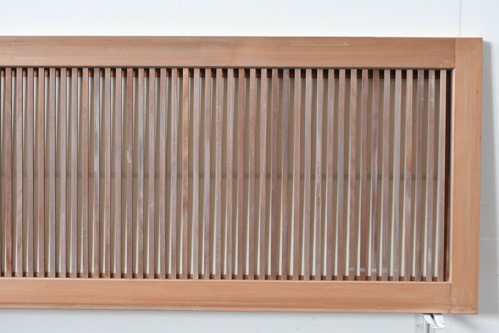 ヴィンテージ建具　昭和中期　すっきりとした筬目が上品な裏障子付き筬欄間2枚セット　(R-085082)