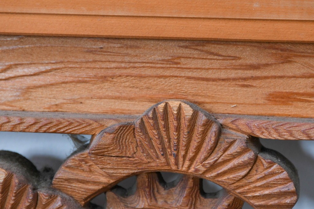 ヴィンテージ建具　松に鶴の図　丁寧に彫り込まれた彫刻入り欄間2枚セット　(R-085083)