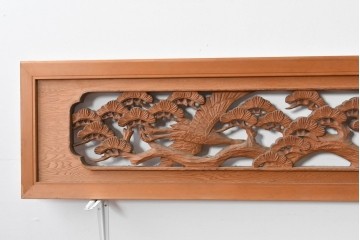 ヴィンテージ建具　松に鶴の図　丁寧に彫り込まれた彫刻入り欄間2枚セット　(R-085083)