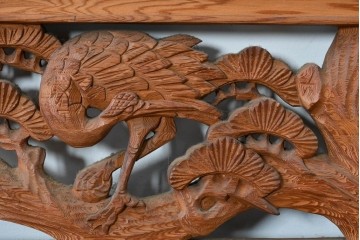 ヴィンテージ建具　松に鶴の図　丁寧に彫り込まれた彫刻入り欄間2枚セット　(R-085083)