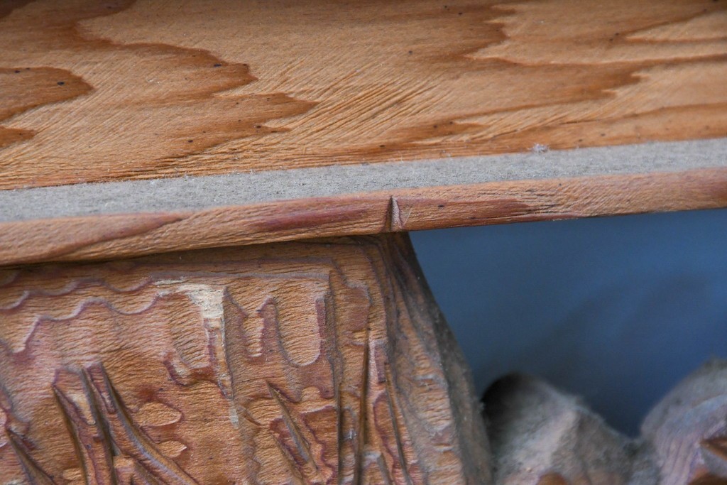 ヴィンテージ建具　松に鶴の図　丁寧に彫り込まれた彫刻入り欄間2枚セット　(R-085083)