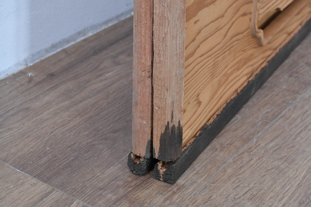 ヴィンテージ建具　昭和中期～後期　松竹梅の木彫りが両面に施された欄間2枚セット　(R-085084)