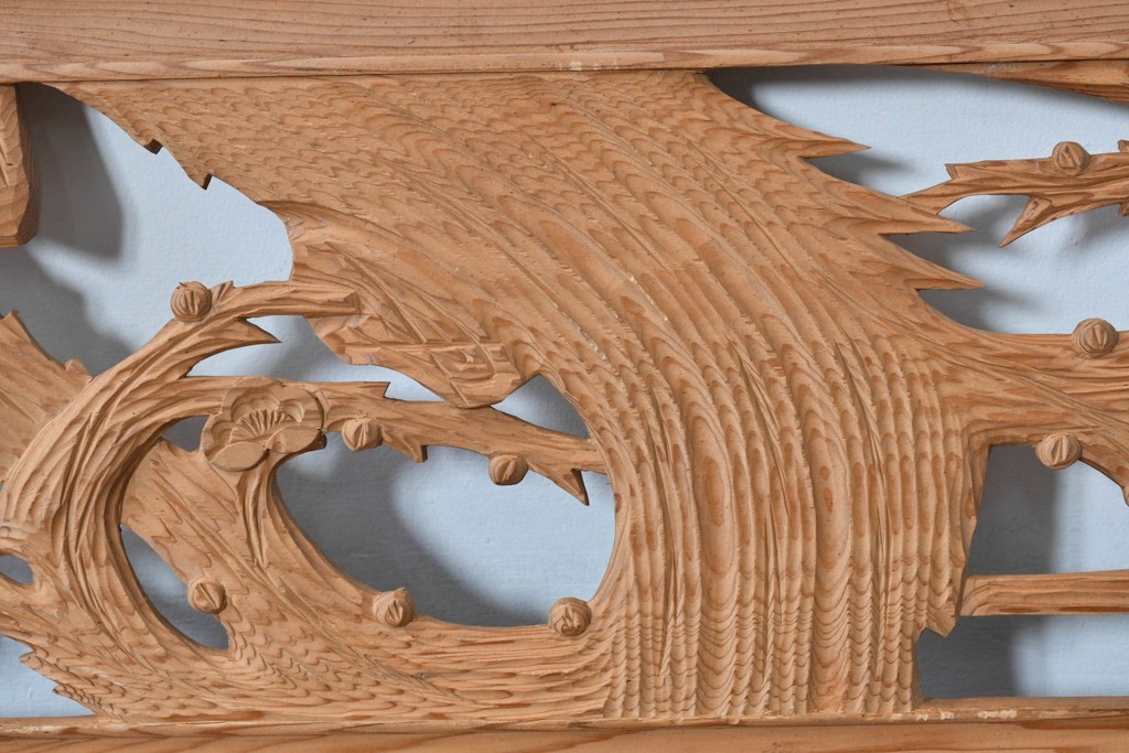 ヴィンテージ建具　昭和中期～後期　松竹梅の木彫りが両面に施された欄間2枚セット　(R-085084)