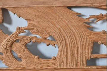 ヴィンテージ建具　昭和中期～後期　松竹梅の木彫りが両面に施された欄間2枚セット　(R-085084)