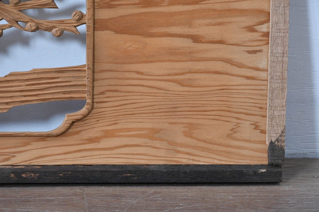 ヴィンテージ建具　昭和中期～後期　松竹梅の木彫りが両面に施された欄間2枚セット　(R-085084)