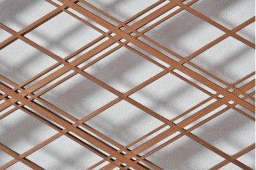 ヴィンテージ建具　昭和後期　細やかに組まれた菱格子の組子欄間2枚セット　(R-085085)