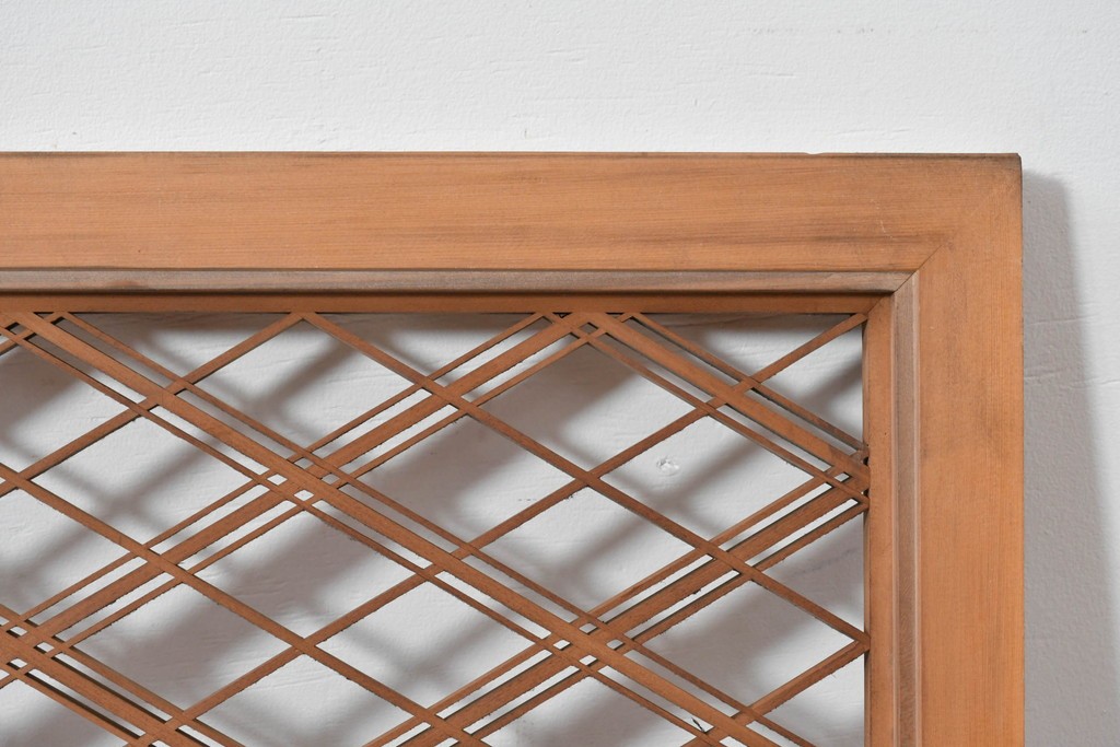 ヴィンテージ建具　昭和後期　細やかに組まれた菱格子の組子欄間2枚セット　(R-085085)