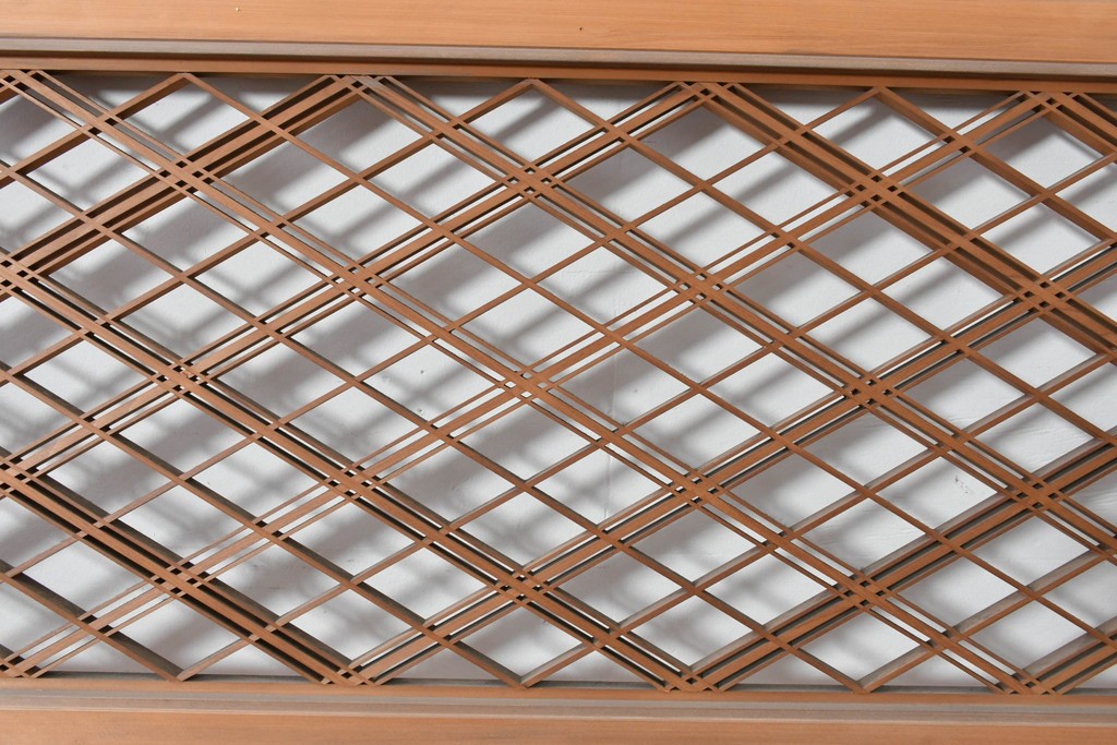 ヴィンテージ建具　昭和後期　細やかに組まれた菱格子の組子欄間2枚セット　(R-085085)