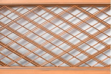 ヴィンテージ建具　昭和後期　細やかに組まれた菱格子の組子欄間2枚セット　(R-085086)