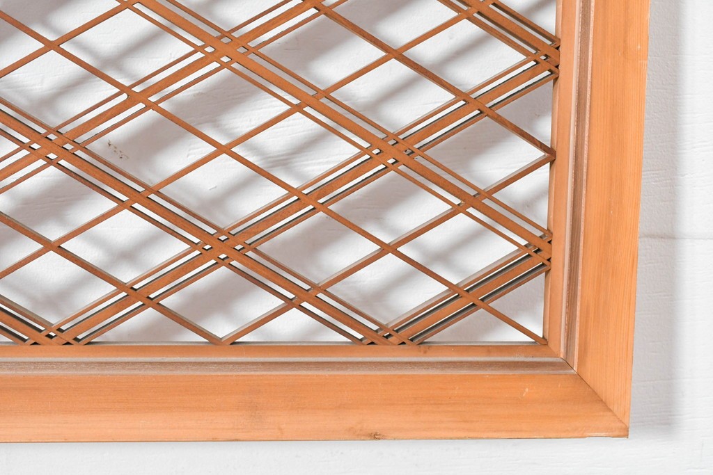 ヴィンテージ建具　昭和後期　細やかに組まれた菱格子の組子欄間2枚セット　(R-085086)