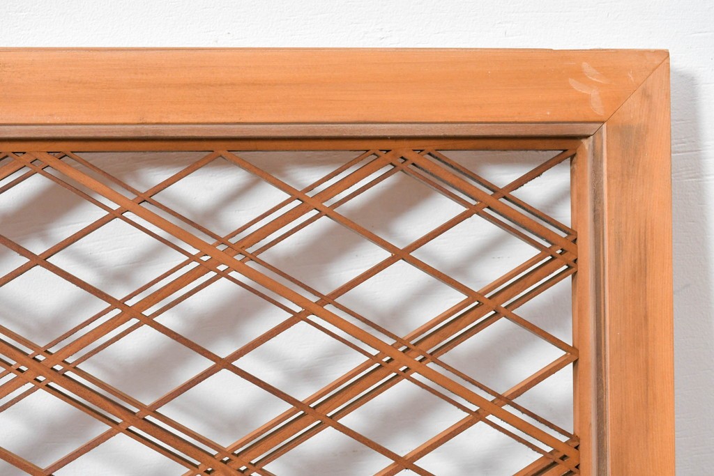 ヴィンテージ建具　昭和後期　細やかに組まれた菱格子の組子欄間2枚セット　(R-085086)