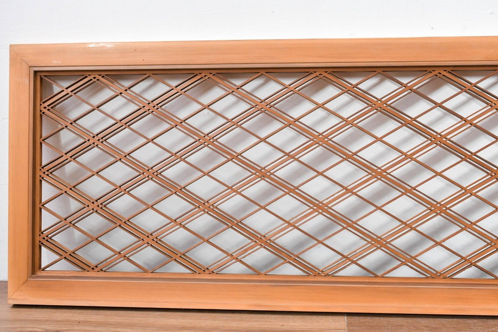 ヴィンテージ建具　昭和後期　細やかに組まれた菱格子の組子欄間2枚セット　(R-085086)