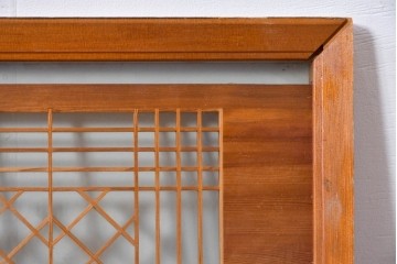 ヴィンテージ建具　昭和後期　繊細な組子と松竹梅の彫刻が入った両面ガラス欄間2枚セット　(R-085087)