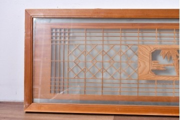 ヴィンテージ建具　昭和後期　繊細な組子と松竹梅の彫刻が入った両面ガラス欄間2枚セット　(R-085087)