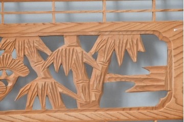 ヴィンテージ建具　昭和後期　繊細な組子と松竹梅の彫刻が入った両面ガラス欄間2枚セット　(R-085087)