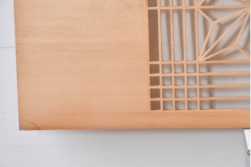 ヴィンテージ建具　昭和後期　松竹梅の彫刻と麻の葉文様が入った組子欄間2枚セット　(R-085088)