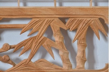 ヴィンテージ建具　昭和後期　松竹梅の彫刻と麻の葉文様が入った組子欄間2枚セット　(R-085088)