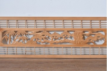 ヴィンテージ建具　昭和後期　松竹梅の彫刻と麻の葉文様が入った組子欄間2枚セット　(R-085088)
