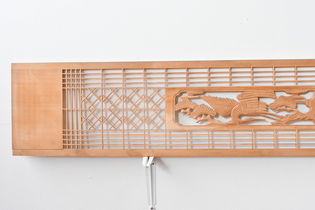 ヴィンテージ建具　昭和後期　松に鶴の彫刻が入った組子欄間2枚セット　(R-085089)