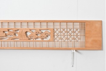 ヴィンテージ建具　昭和後期　松に鶴の彫刻が入った組子欄間2枚セット　(R-085089)