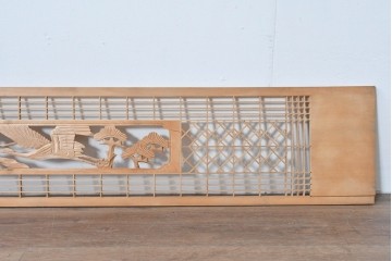 ヴィンテージ建具　昭和後期　松に鶴の彫刻が入った組子欄間2枚セット　(R-085089)