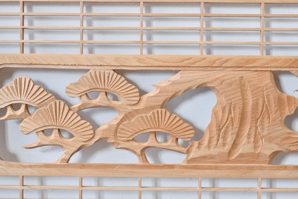ヴィンテージ建具　昭和後期　松に鶴の彫刻が入った組子欄間2枚セット　(R-085089)