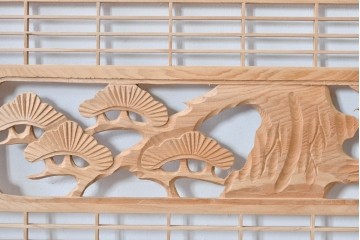 ヴィンテージ建具　昭和後期　松に鶴の彫刻が入った組子欄間2枚セット　(R-085089)