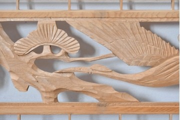 ヴィンテージ建具　昭和後期　松に鶴の彫刻が入った組子欄間2枚セット　(R-085089)