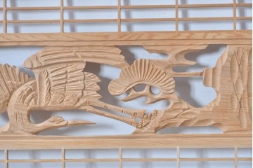 ヴィンテージ建具　昭和後期　松に鶴の彫刻と麻の葉文様が入った組子欄間2枚セット　(R-085090)