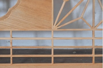 ヴィンテージ建具　昭和後期　彫刻入り　組子細工と松竹図の彫刻が味わい深い欄間2枚セット　(R-085091)