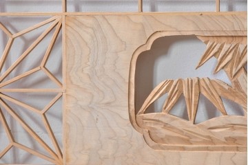 ヴィンテージ建具　昭和後期　彫刻入り　松竹梅図の意匠と組子細工が調和する欄間2枚セット　(R-085093)