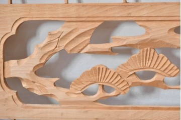 ヴィンテージ建具　昭和後期　松竹梅図の彫刻をあしらった組子欄間2枚セット　(R-085095)