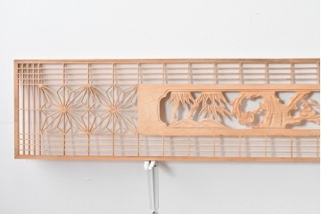 ヴィンテージ建具　昭和後期　松竹梅図の彫刻をあしらった組子欄間2枚セット　(R-085095)