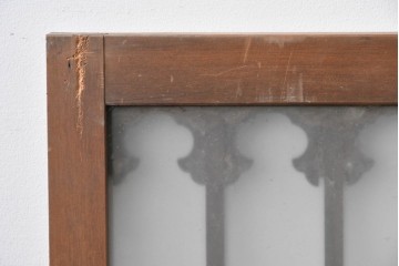 アンティーク建具　昭和初期～中期　ガラス入り　大正ロマンを象る優美な透かし意匠の欄間2枚セット　(R-085097)