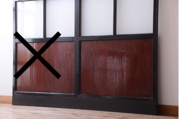 古民具・骨董　すりガラス入り!漆が美しいアンティークガラス帯戸1枚 (R-085102)