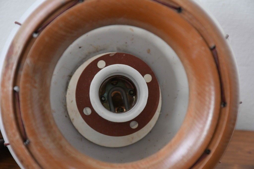 和製ヴィンテージ　緩やかな曲線フレームの木製ウォールライト　(R-085109)