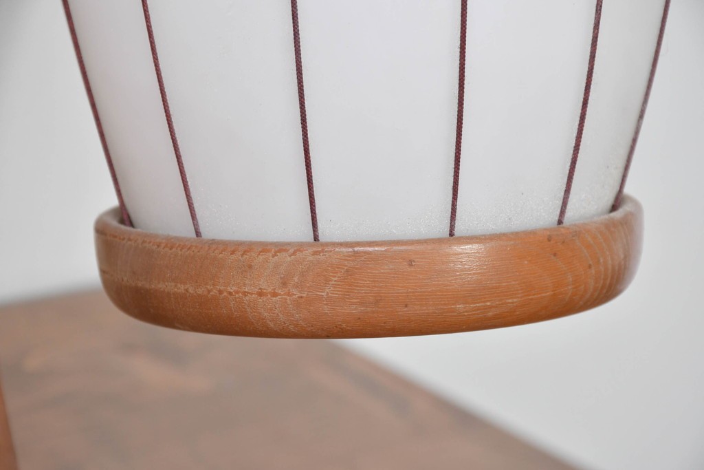 和製ヴィンテージ　緩やかな曲線フレームの木製ウォールライト　(R-085109)