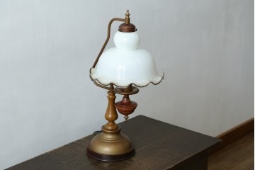 中古　マツヤマ工芸　クラシックなデザインのテーブルランプ　(R-085112)