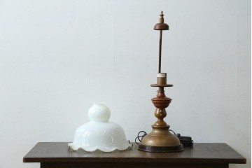 中古　マツヤマ工芸　クラシックなデザインのテーブルランプ　(R-085112)