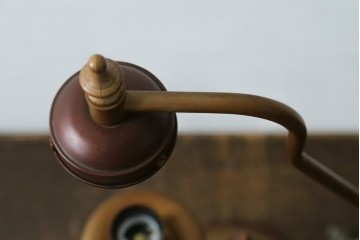 中古　マツヤマ工芸　クラシックなデザインのテーブルランプ　(R-085112)