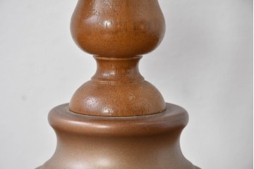 中古　マツヤマ工芸　クラシックなデザインのテーブルランプ　(R-085112)