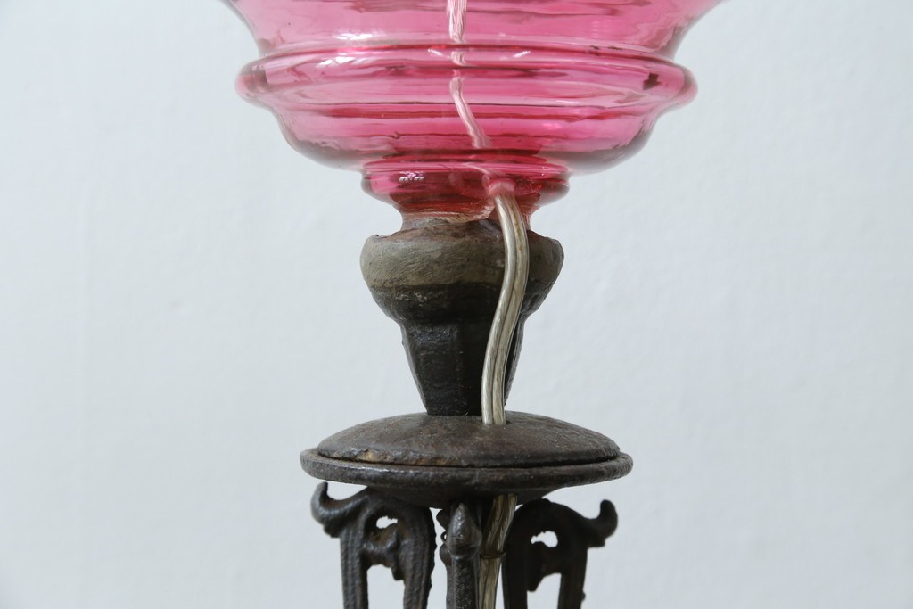 和製アンティーク　オイルランプをリメイク　凝った装飾が目を引くスタンドライト　(R-085113)