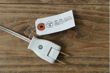 和製アンティーク　オイルランプをリメイク　凝った装飾が目を引くスタンドライト　(R-085113)