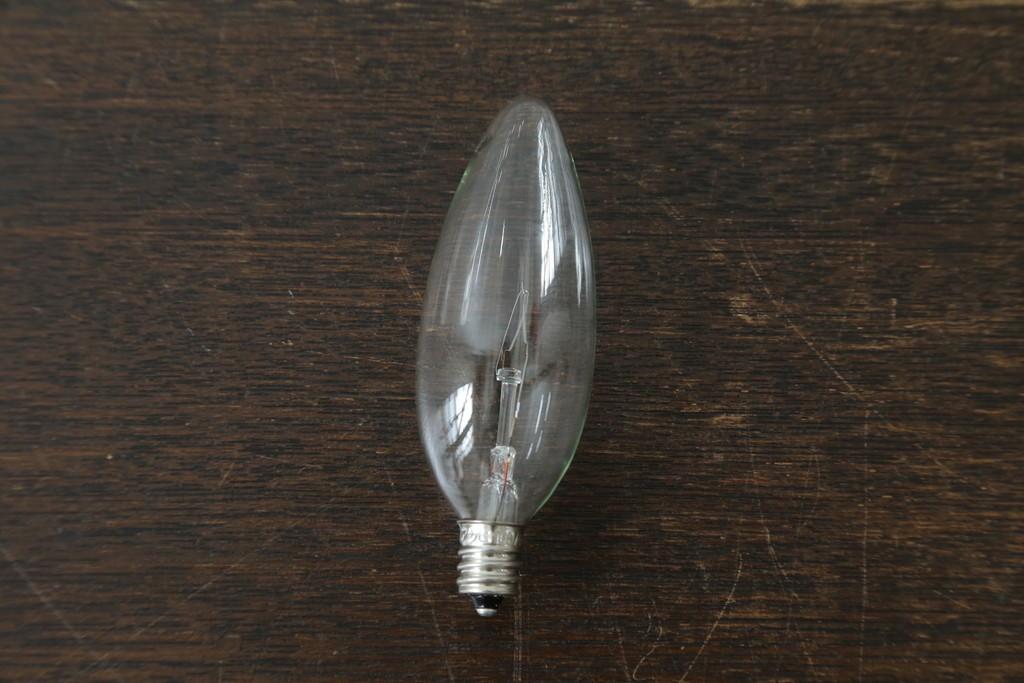 和製アンティーク　オイルランプをリメイク　凝った装飾が目を引くスタンドライト　(R-085113)