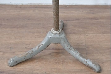 和製ヴィンテージ　古い病院で使用されていたフロアスタンド　(R-085115)
