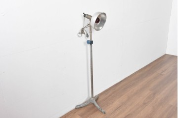 和製ヴィンテージ　古い病院で使用されていたフロアスタンド　(R-085116)