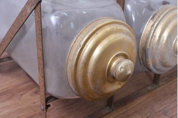 【簡易リペア限定品】　ヨーロッパアンティーク　無骨な鉄枠造りで古びた風合いの6連ガラス瓶　(R-085117)