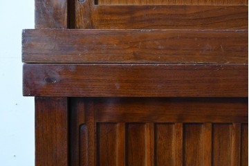和製ヴィンテージ　桐材　柾目の美しい引き戸が魅力の重ね水屋箪笥　(R-085118)