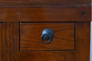 和製ヴィンテージ　桐材　柾目の美しい引き戸が魅力の重ね水屋箪笥　(R-085118)